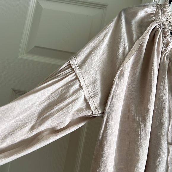 Top - Picture 4 of 5